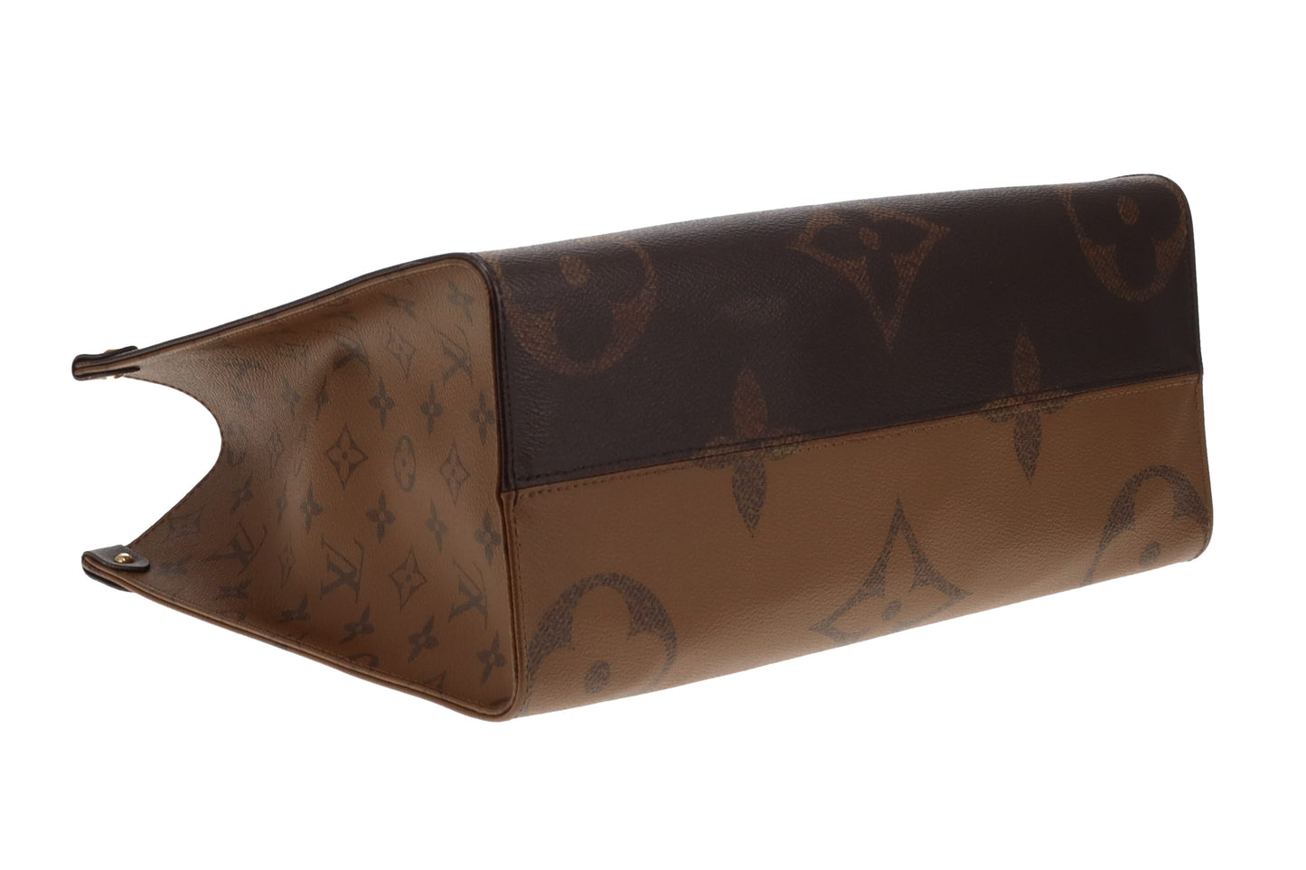 Louis Vuitton Reverse Giant Monogram OnTheGo MM (NFID)