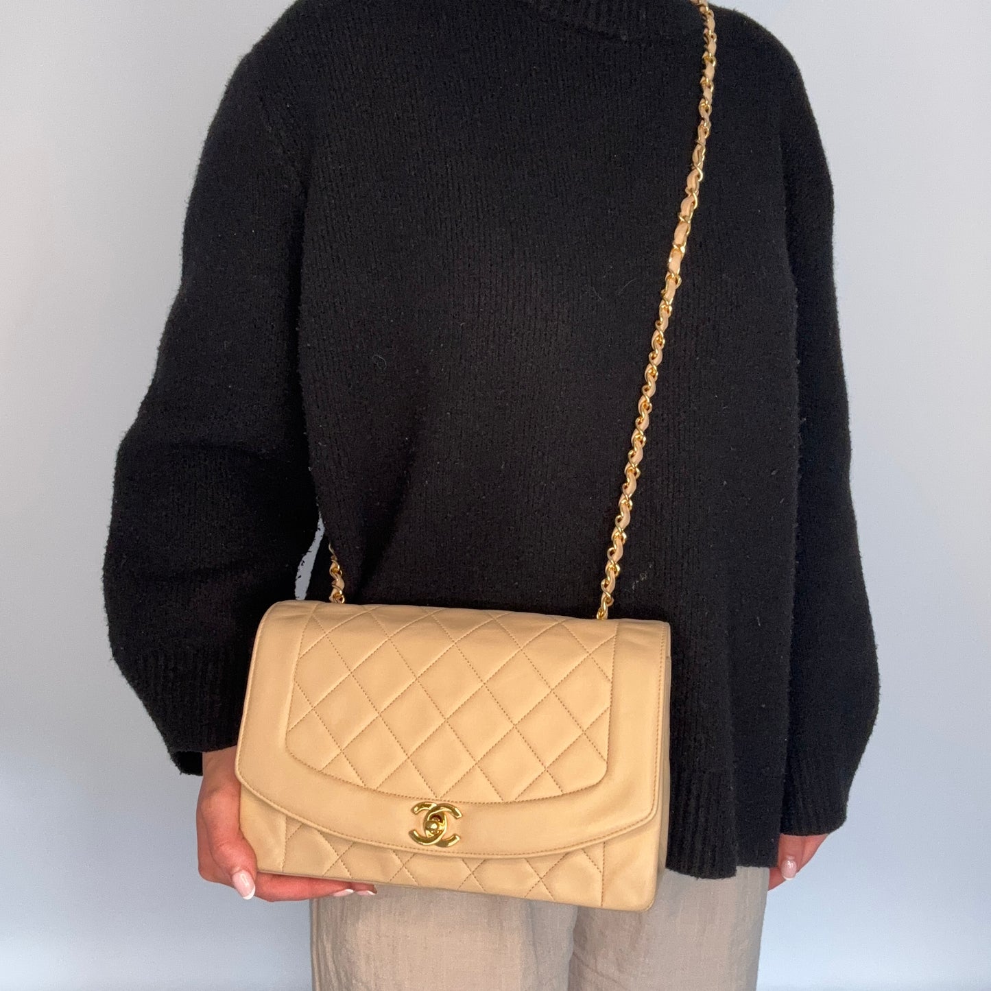 Chanel Diana Medium Beige Lambskin GHW 91/94