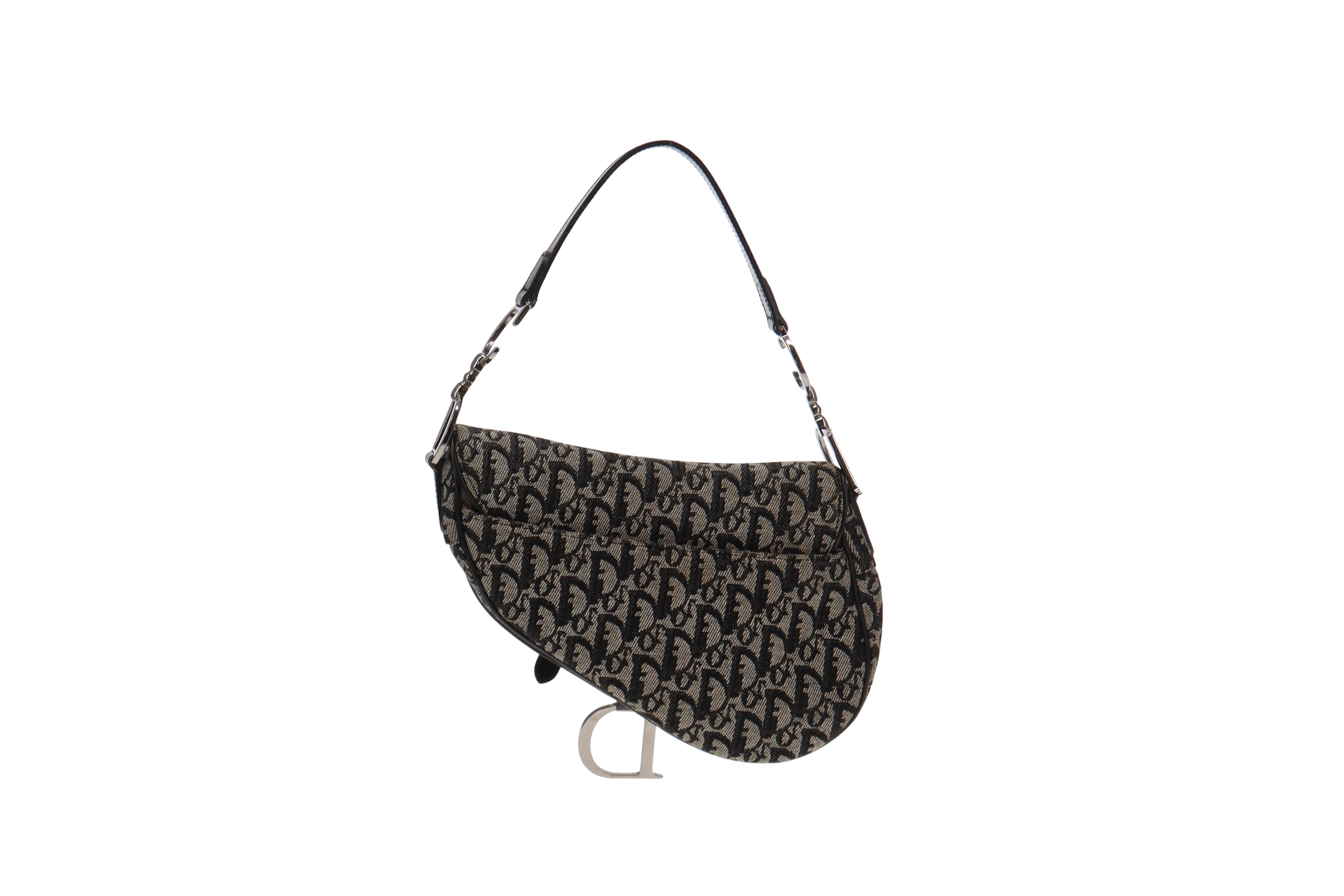 Dior saddle bag 2002 deals