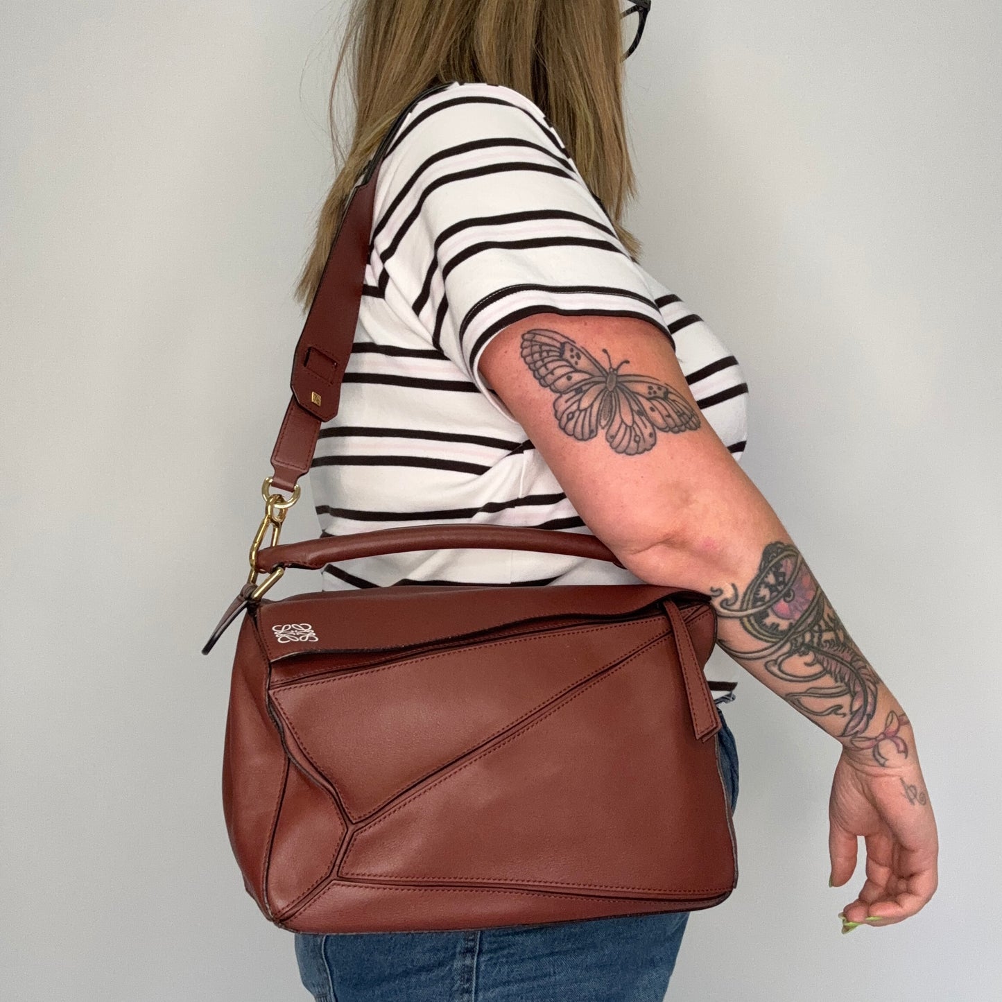 Loewe Puzzle Medium Burgundy