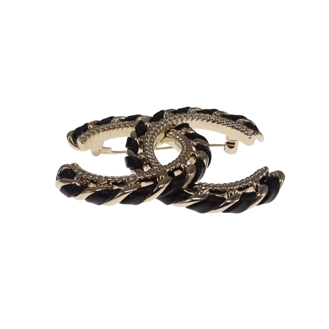 Chanel CC Brooch Leather Woven Goldtone 2026