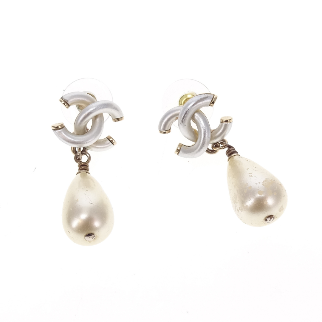 Chanel CC and Pearl Drop Earrings 2018