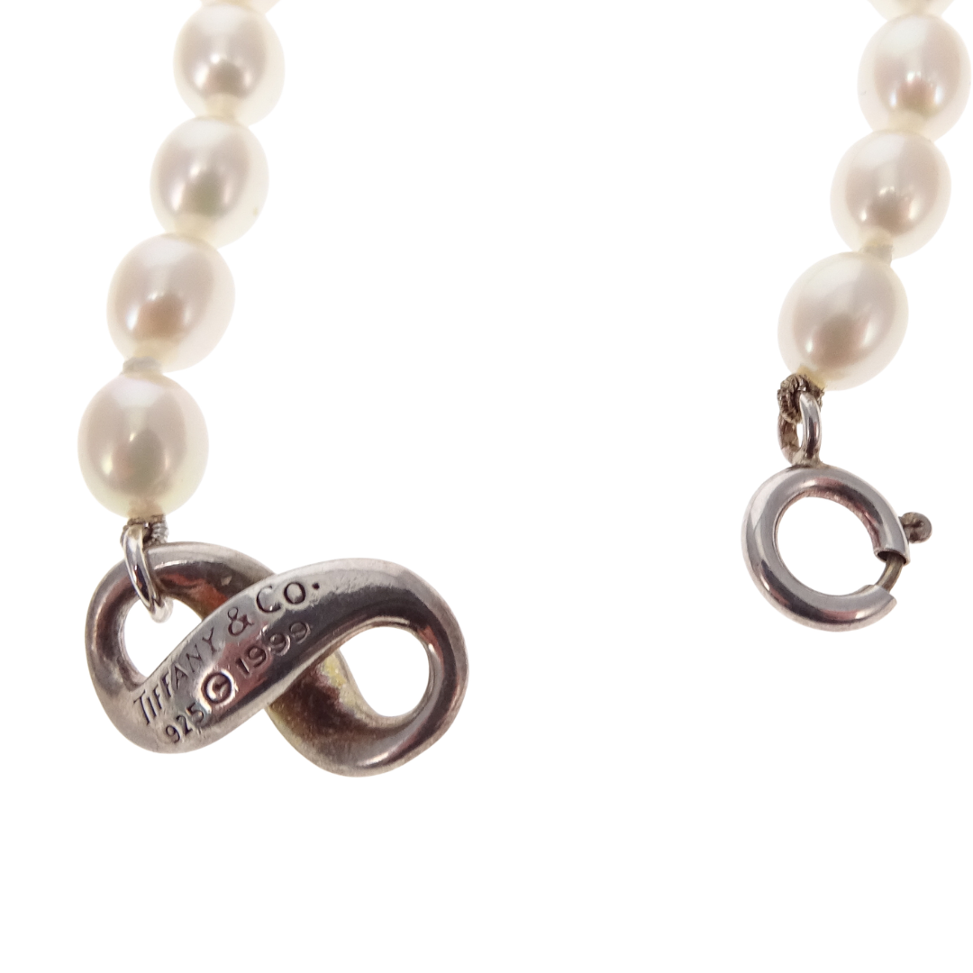 Tiffany & Co Infinity Link Bracelet Pearl and Sterling Silver