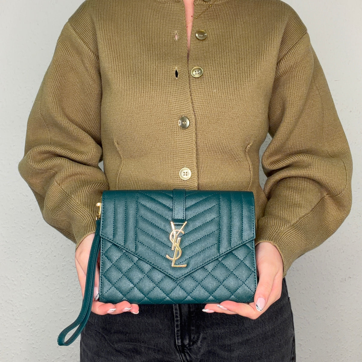 Saint Laurent Envelope Flap Wristlet Green GHW 2021