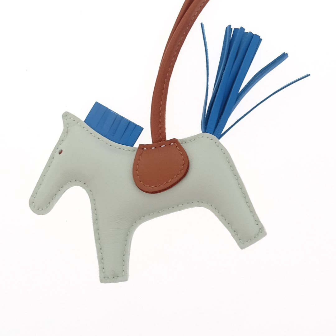 Hermes Rodeo Charm PM Vert Fizz, Bleu Zanzibar, Gold Milo Lambskin