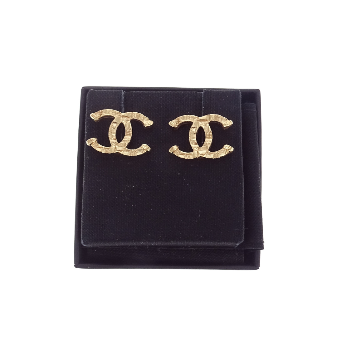 Chanel CC Textured Large Earrings Goldtone 2023