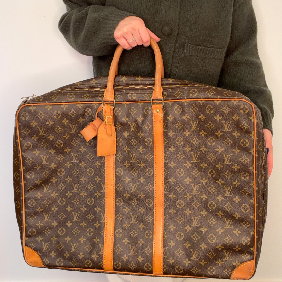 Louis Vuitton Sirius Travel Case Monogram Vintage VI873