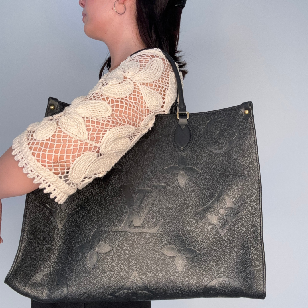 Louis Vuitton Noir Empreinte Leather Onthego GM (NFID Chip)