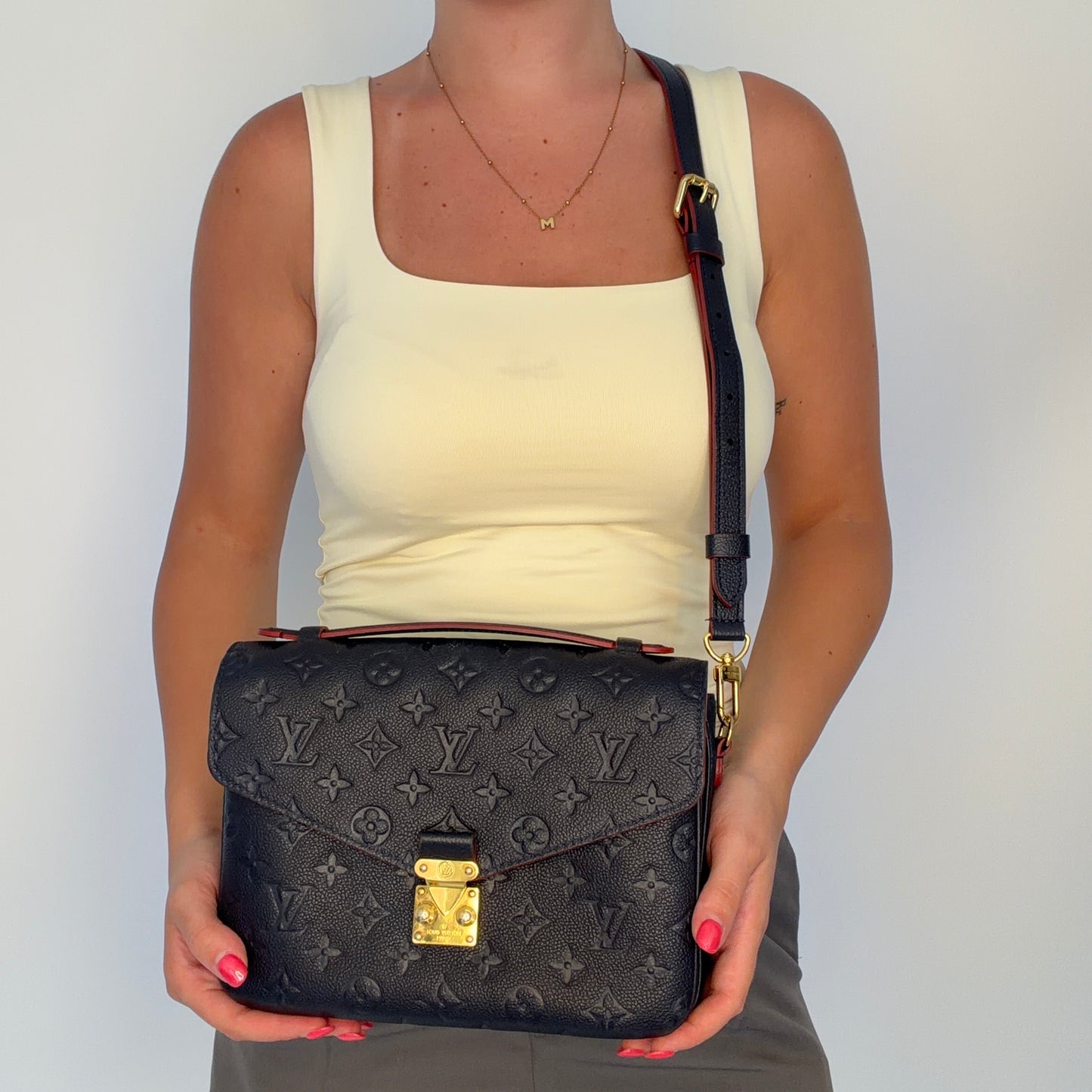 Louis Vuitton Pochette Metis Marine & Rouge Empreinte AR5129