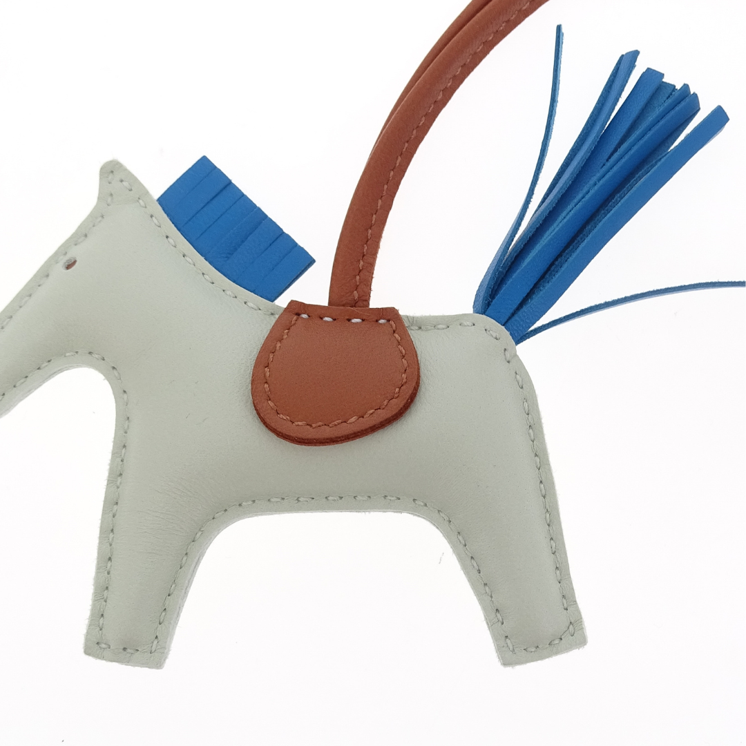 Hermes Rodeo Charm PM Vert Fizz, Bleu Zanzibar, Gold Milo Lambskin