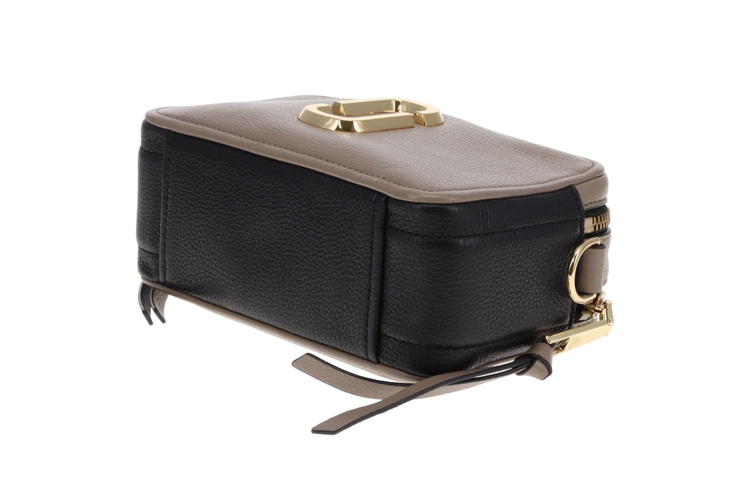 Marc Jacobs Softshot 21 Cement and Black