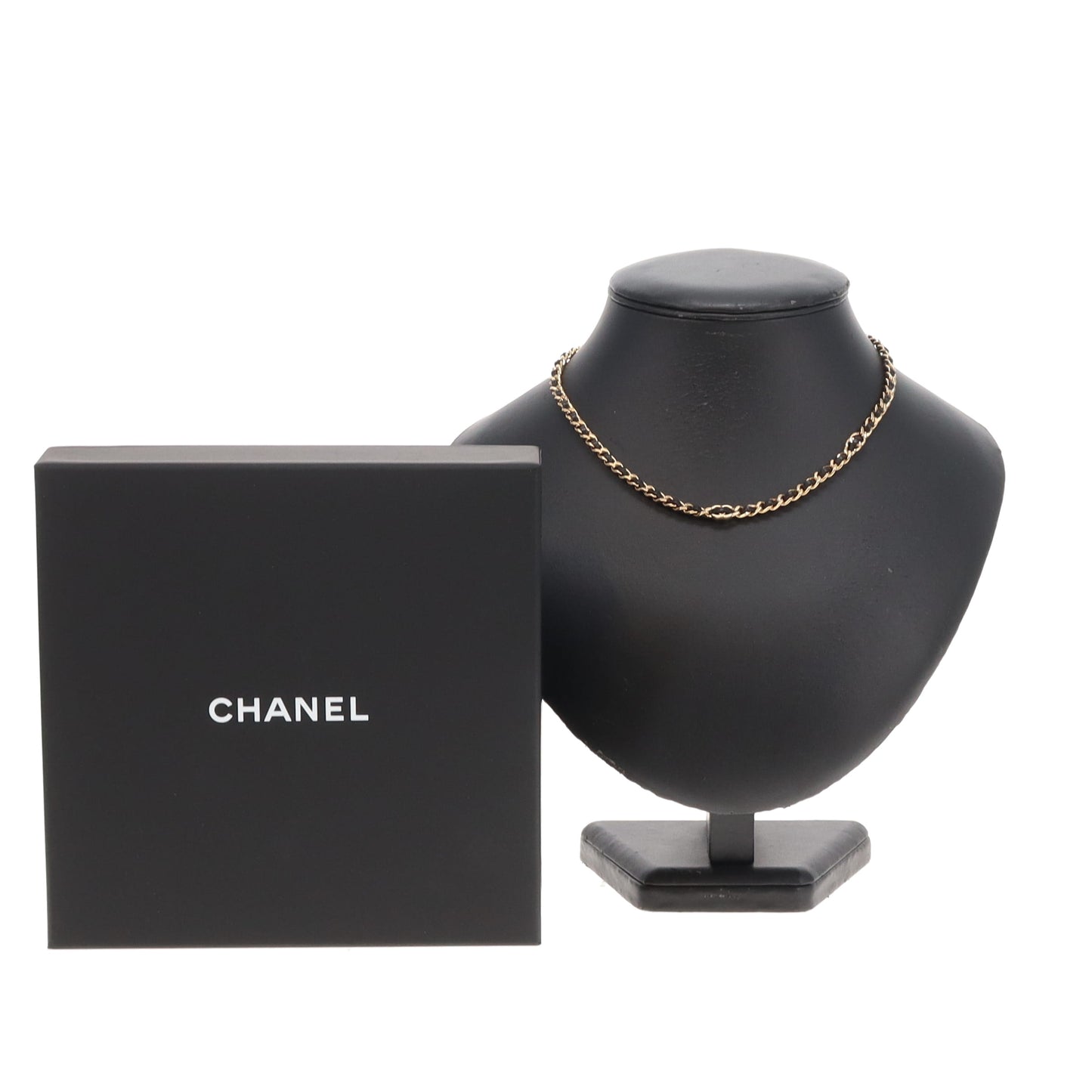Chanel Leather Woven GHW CC Choker 2026