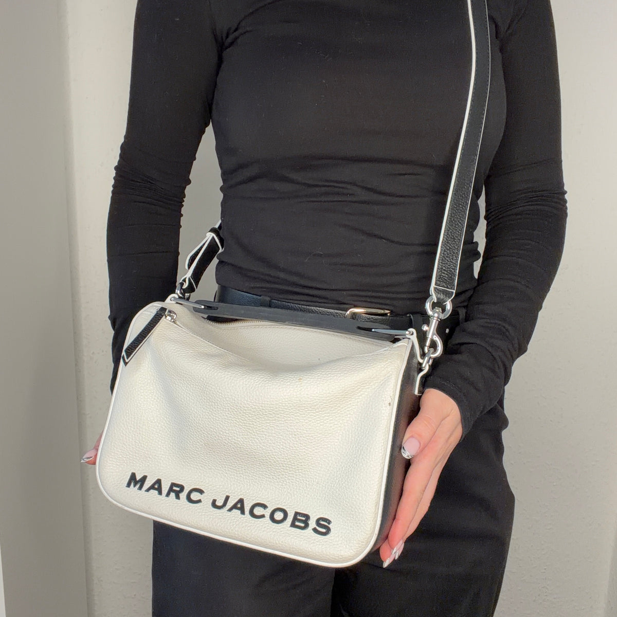 Marc Jacobs The Softbox Black/White Leather