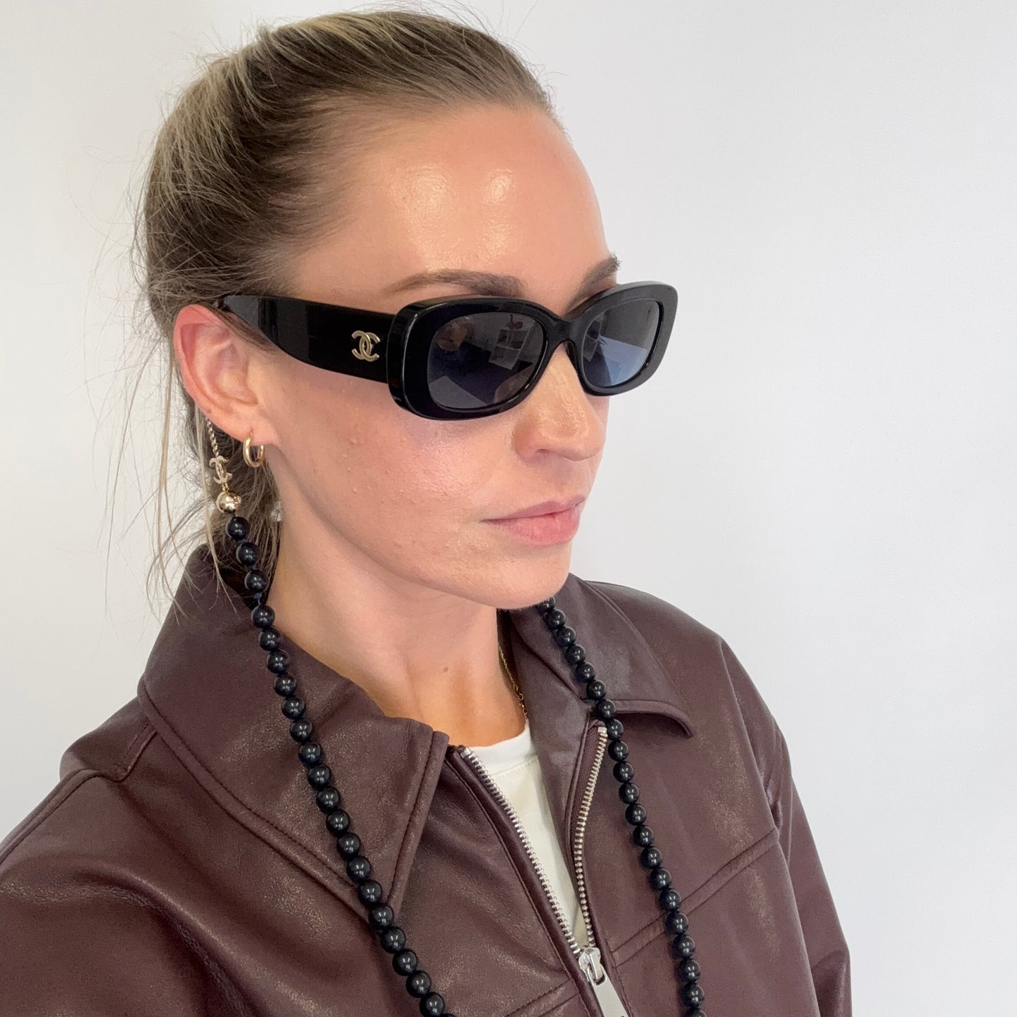 Chanel Sunglasses on Beaded Chain Navy 5488