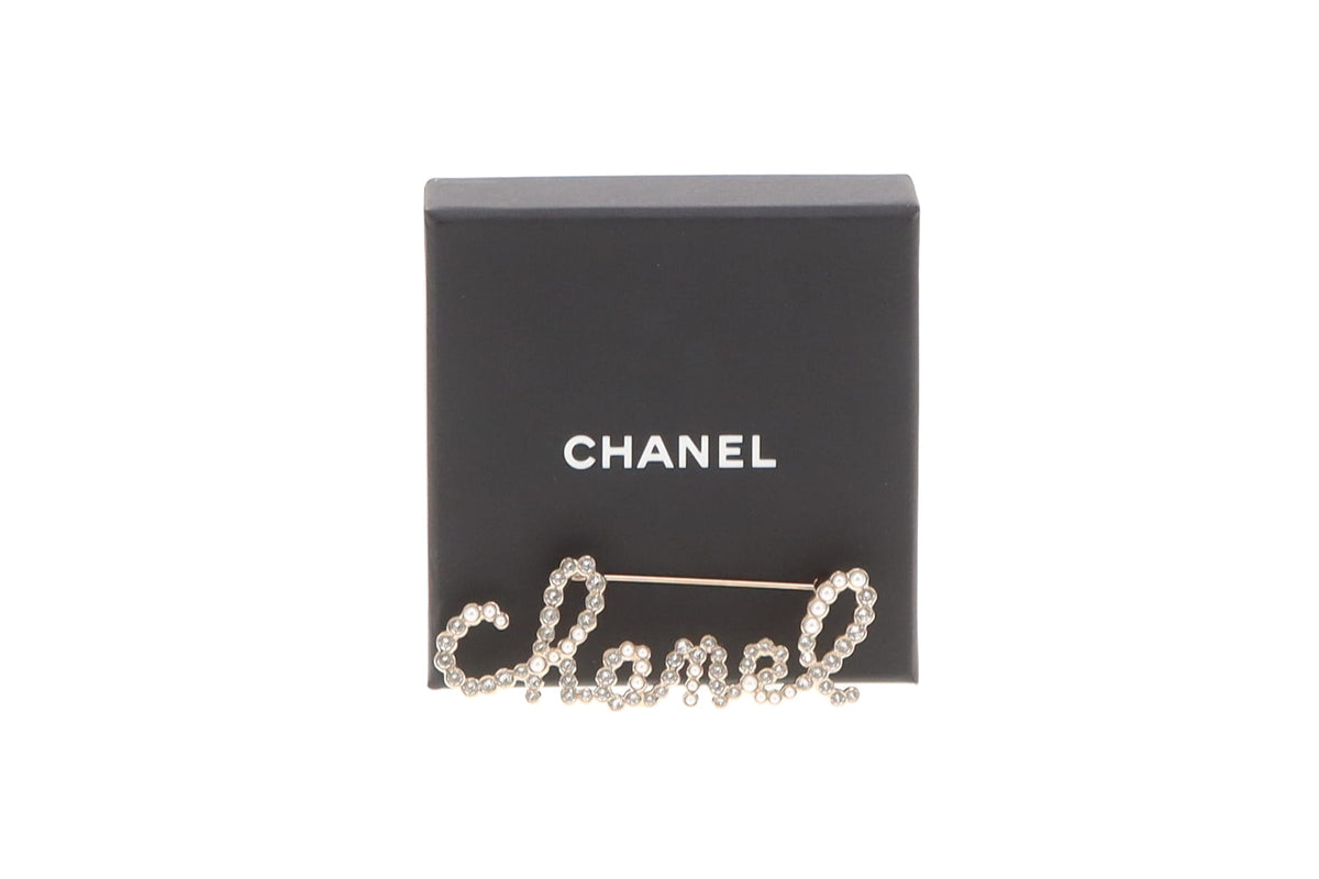 Script Brooch Chanel Rare Script Brooch Pearl & Strass – Designer Exchange Ltd