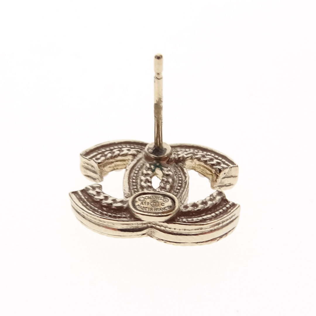 Chanel Costume Pearl CC Earrings In Pale Gold 2019C