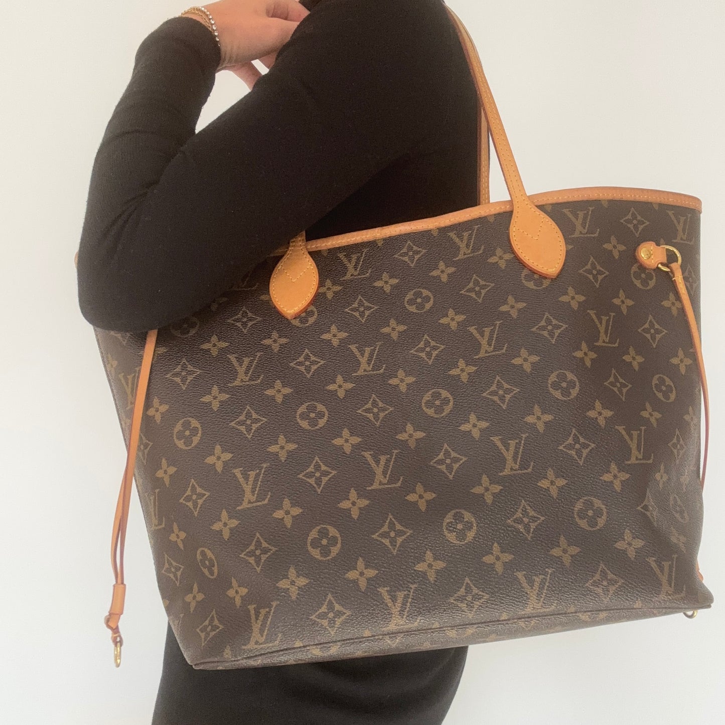Louis Vuitton Neverfull MM Monogram CA4168 - 2018