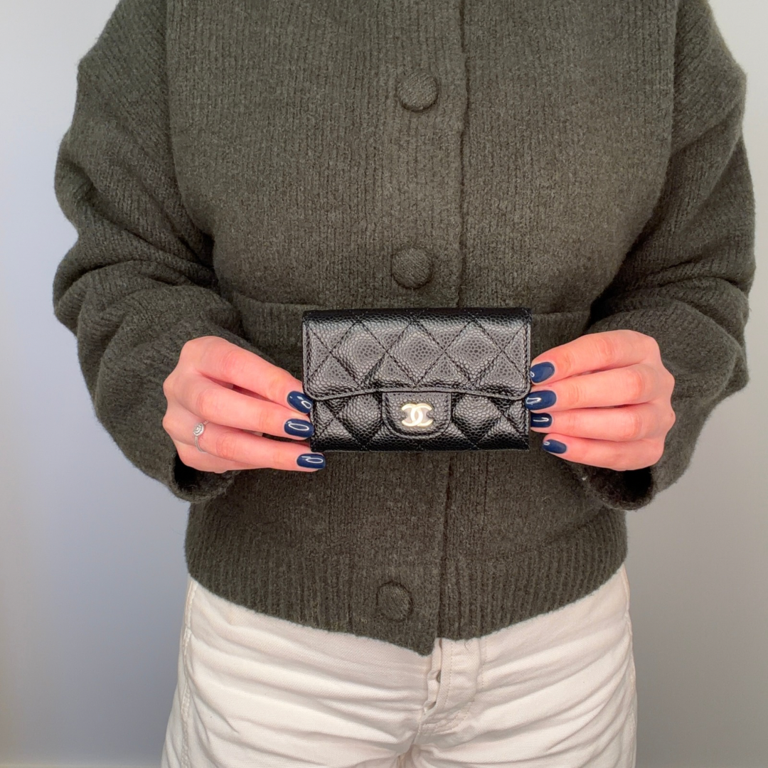 Chanel Flap Classic Card Holder Black caviar GHW (NFID)