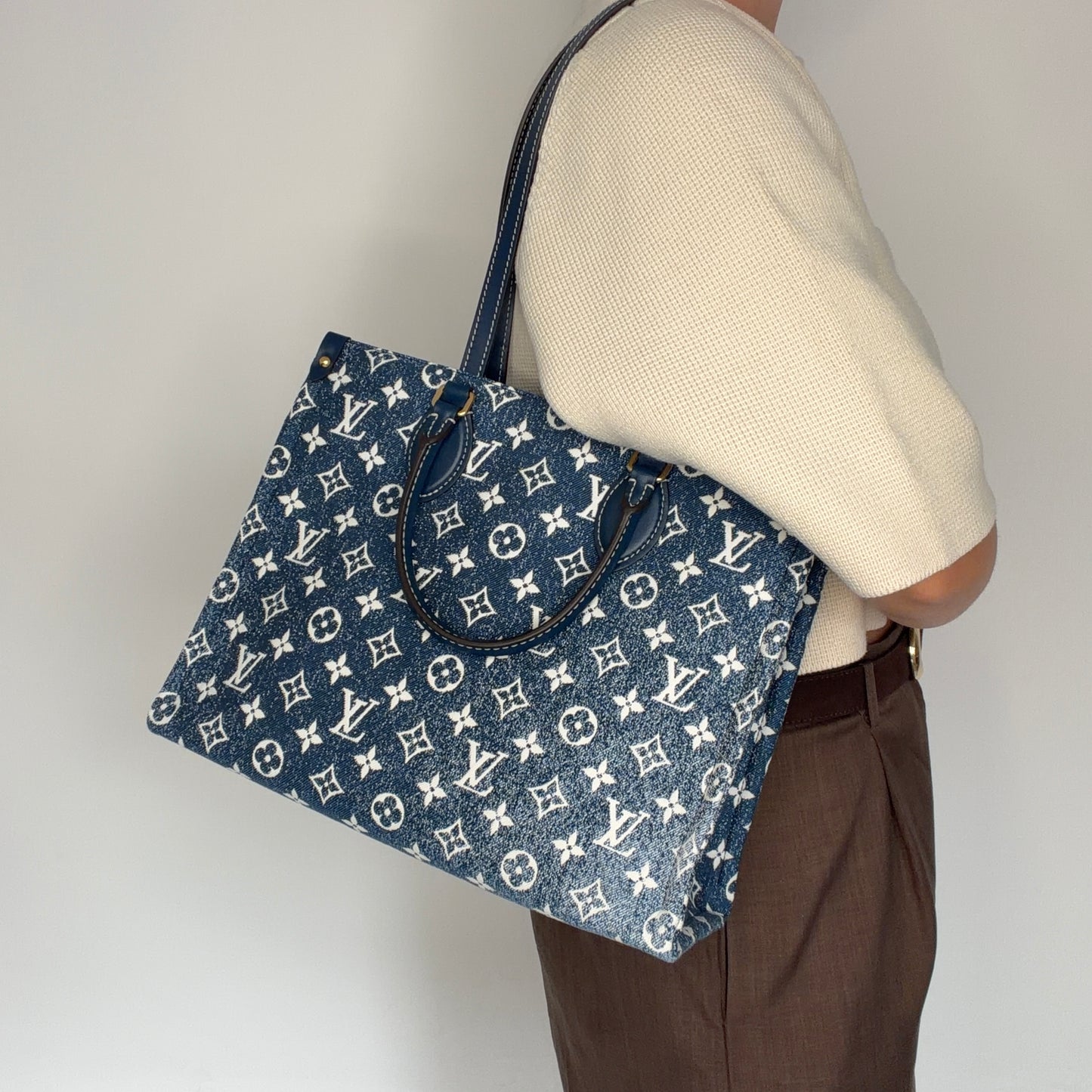 Louis Vuitton OnTheGo PM Limited Edition Bleu Denim Monogram NFID