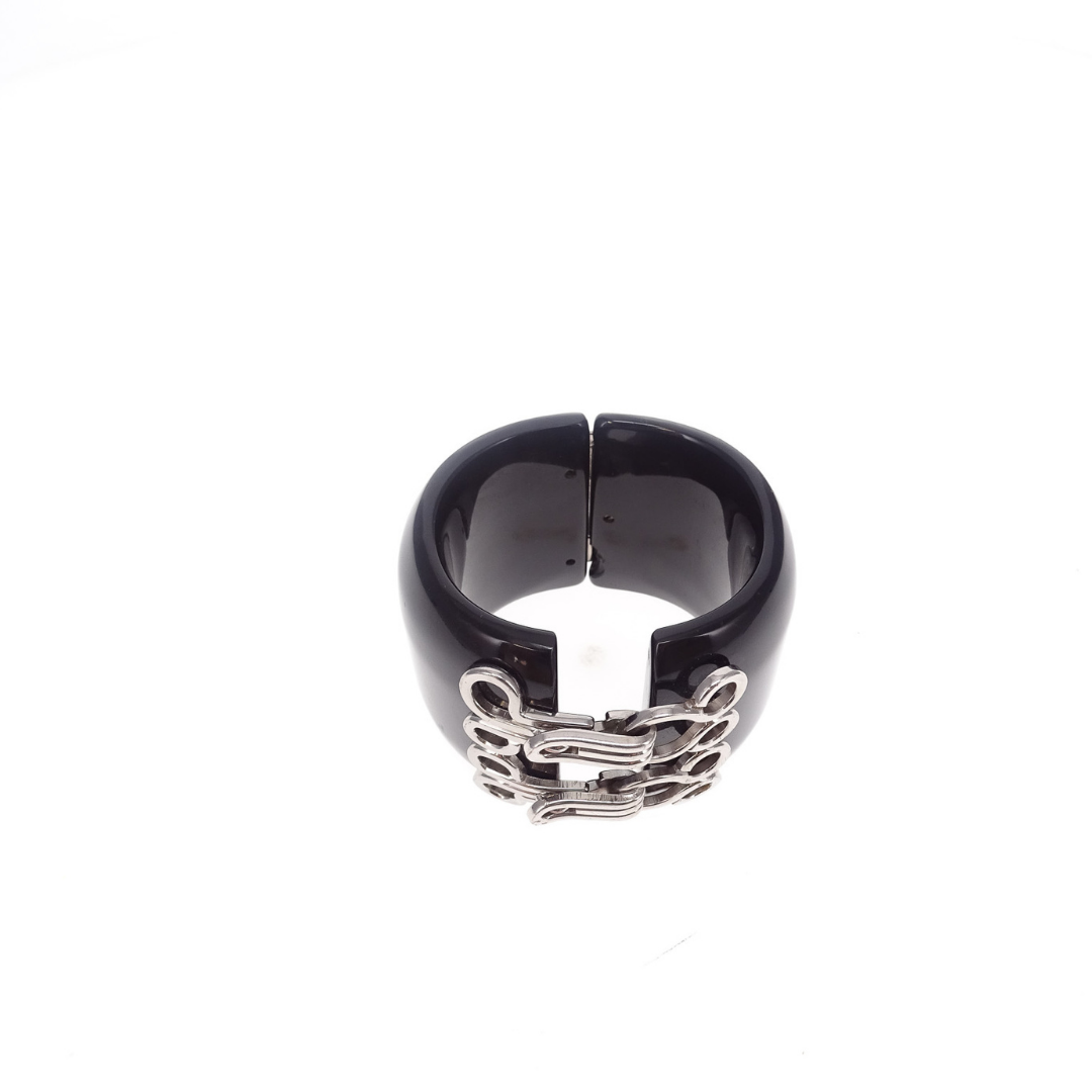 Chanel Vintage Resin Cuff Hinged 03A