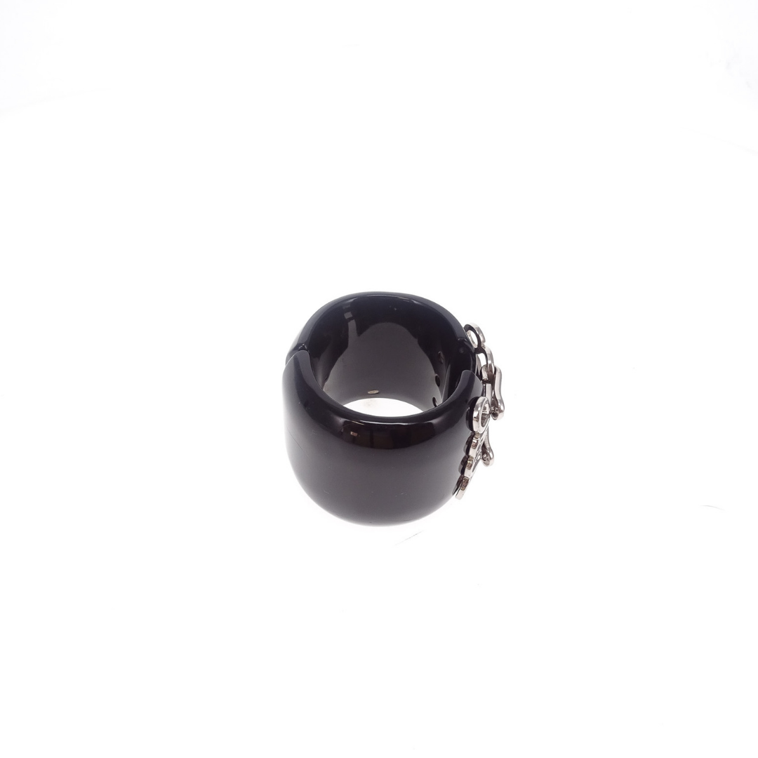 Chanel Vintage Resin Cuff Hinged 03A