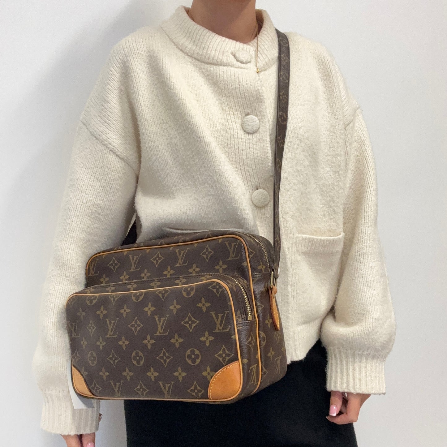 Louis Vuitton Monogram Nil Crossbody AR0063 - 2003