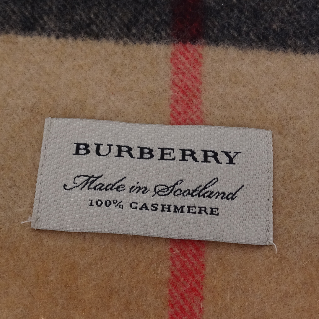 Burberry Cashmere Scarf In Giant Heritage Check