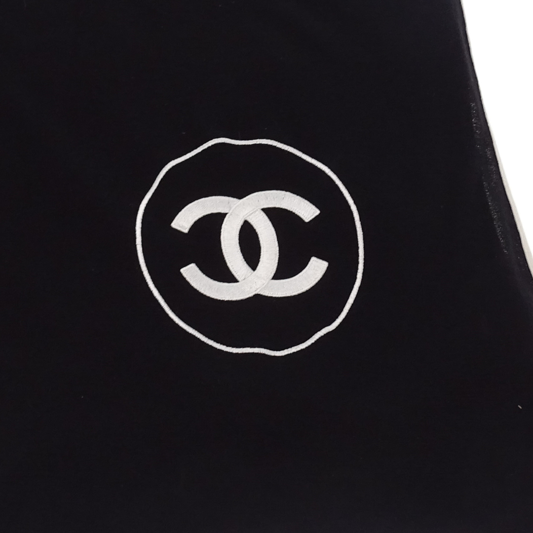 Chanel Shawl Large Cashmere & Silk In Classic Chanel Monochrome