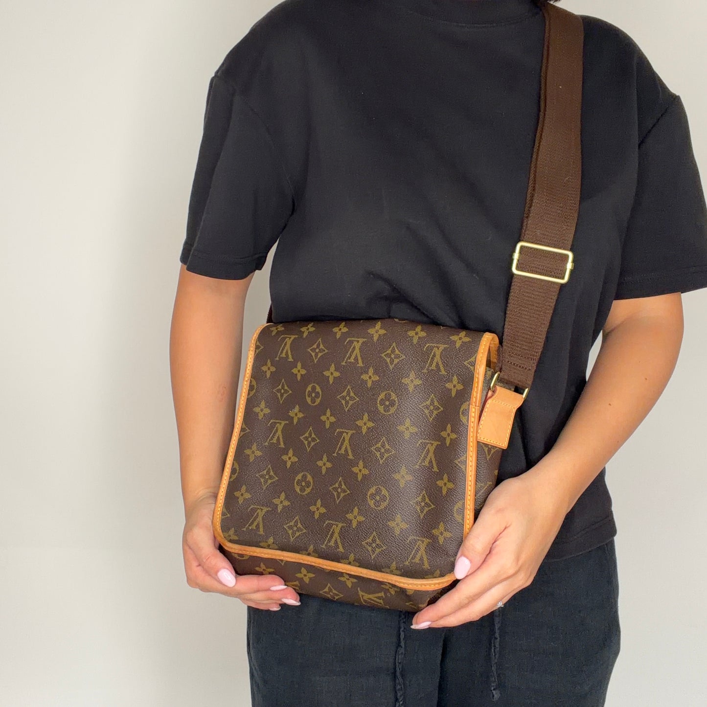 Louis Vuitton Bosphore Messenger Monogram MI3068 - 2008
