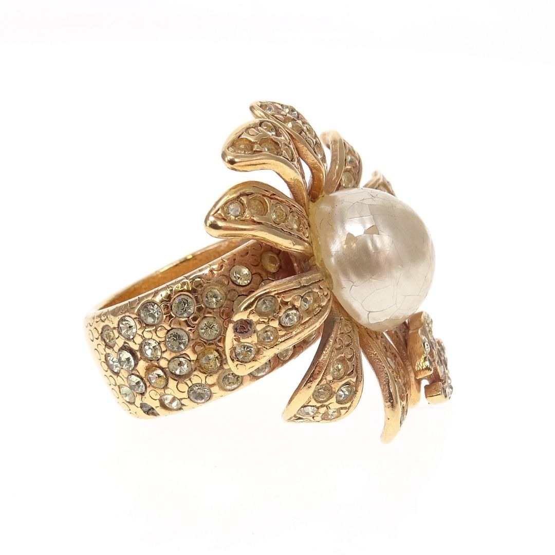 Chanel Cocktail Ring Goldtone With Costume Pearl & Strass Vintage 2005 Size 53