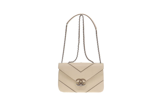 Chanel Cream caviar Macro Chevron Single Flap Bag 2016/17