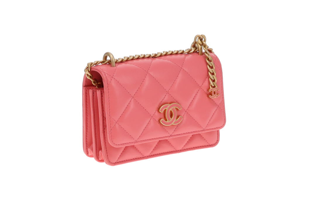 Chanel Coral Pink Enamel Pending CC Mini Clutch with Chain 2021