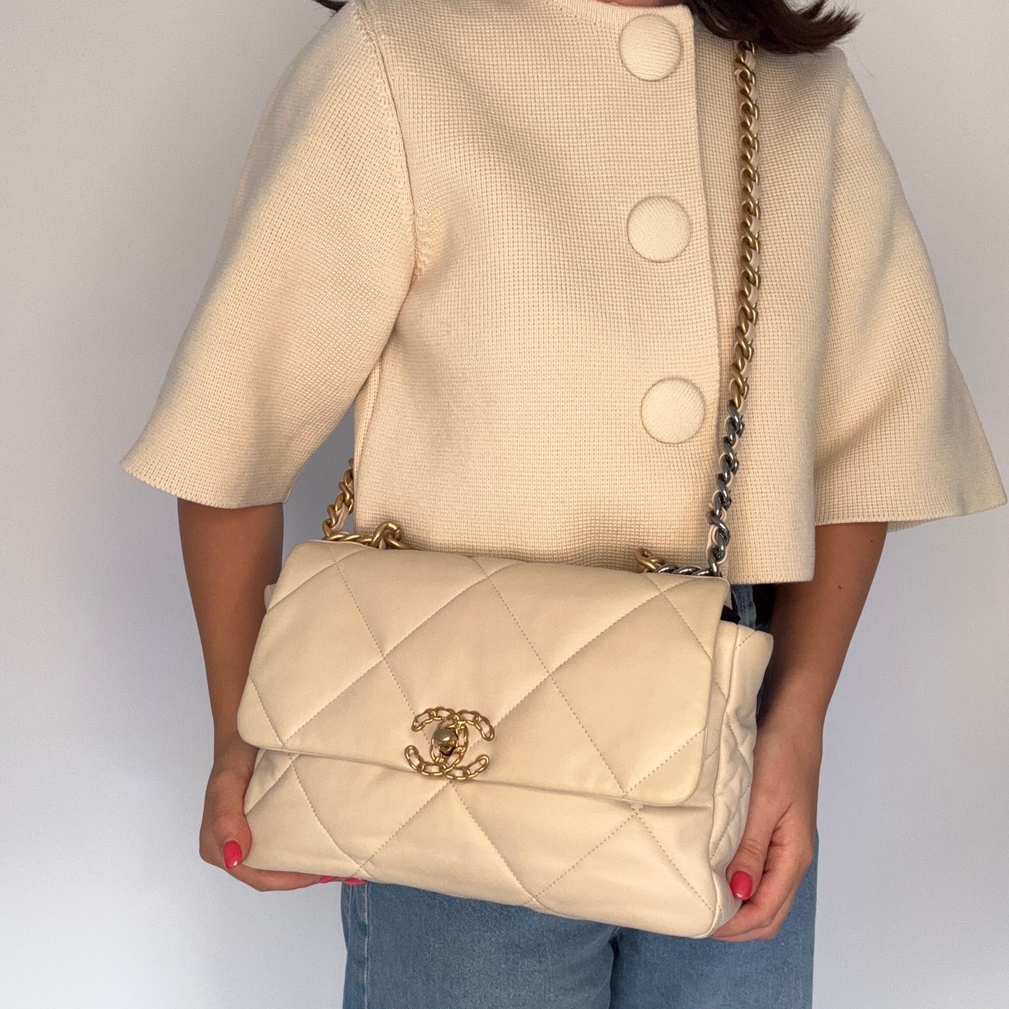 Chanel 19 Medium In Ivory Lambskin 2020