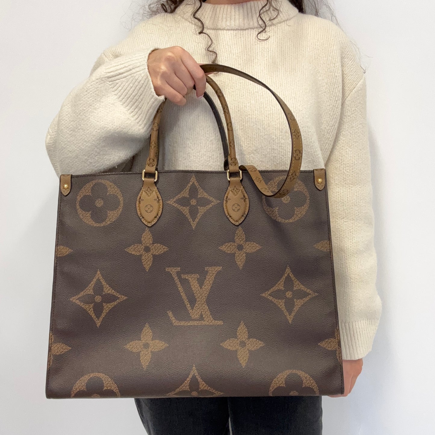 Louis Vuitton On The Go Tote GM NZ2119