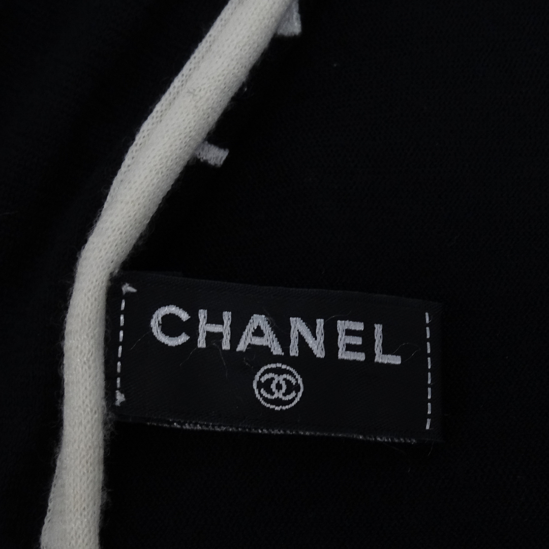 Chanel Shawl Large Cashmere & Silk In Classic Chanel Monochrome