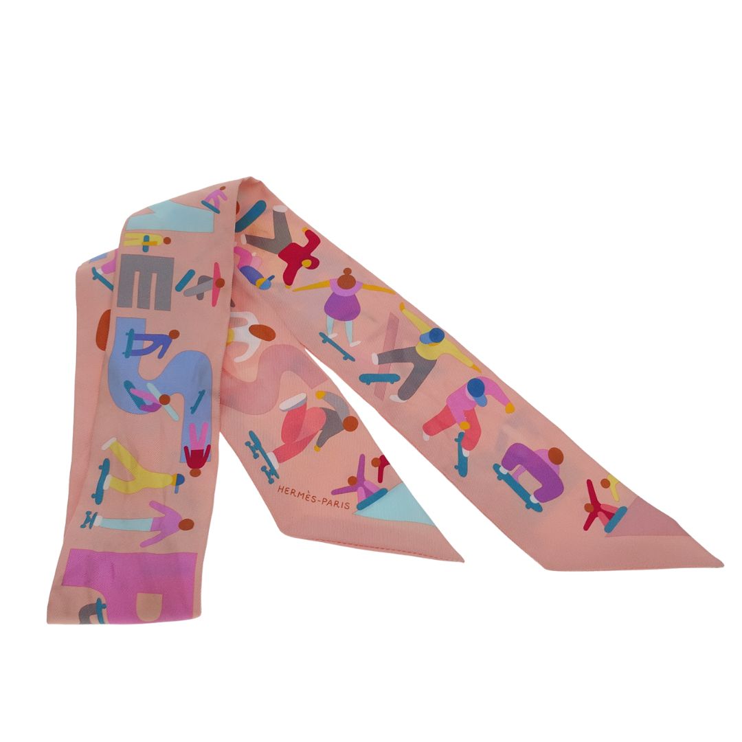 Hermes Figures Libres Twilly 100% Silk