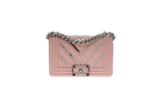 Chanel Boy Bag Pink Small Chevron Pink With Iridescent Mirror 2016/17