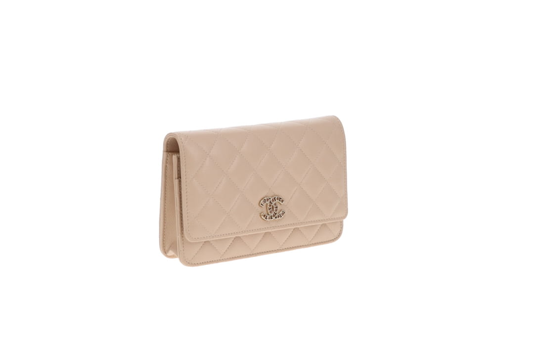 Chanel Wallet on Chain with CC Heart Strass Detail SS25 (NFID)