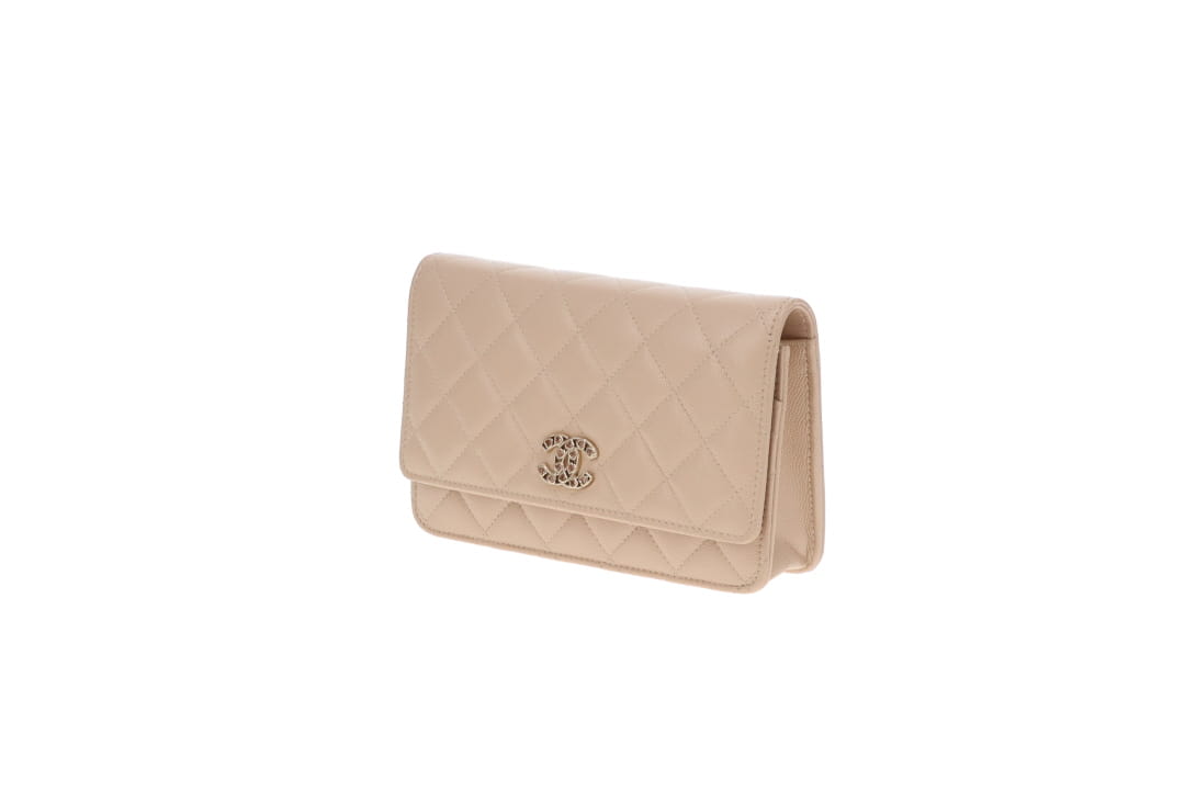 Chanel Wallet on Chain with CC Heart Strass Detail SS25 (NFID)