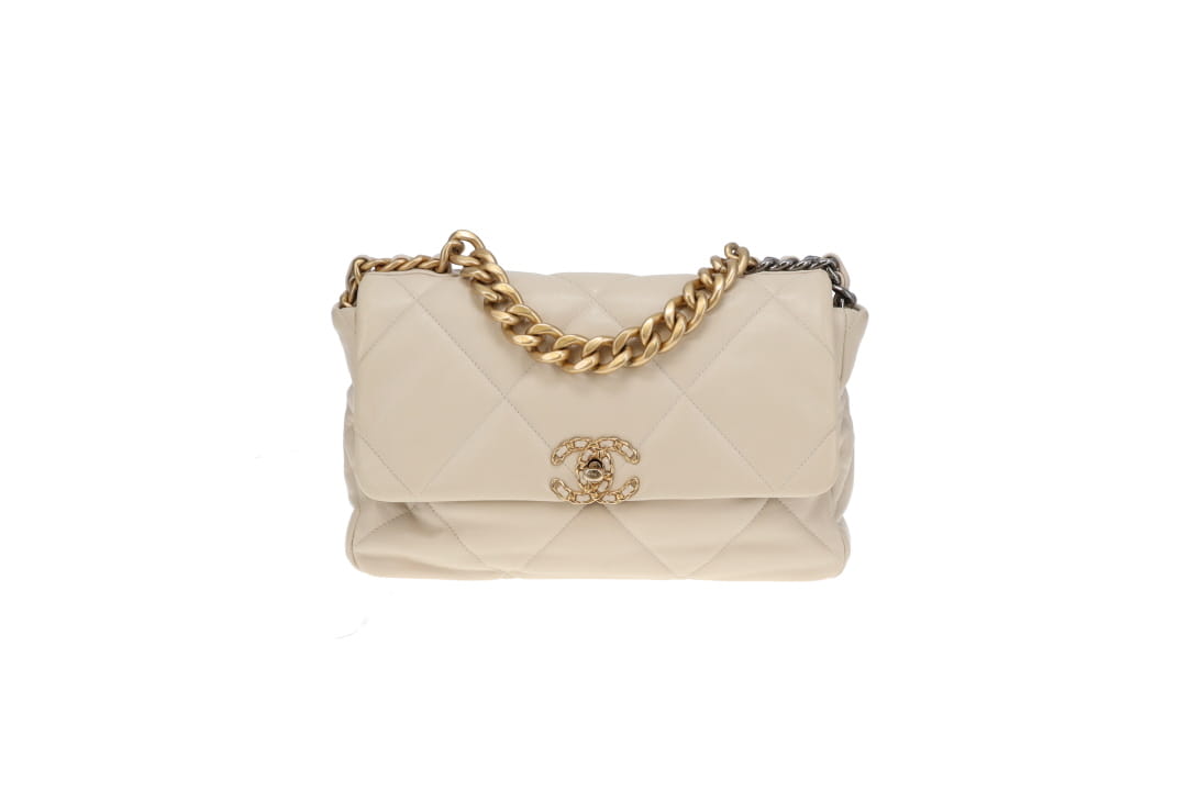 Chanel 19 Medium In Ivory Lambskin 2020