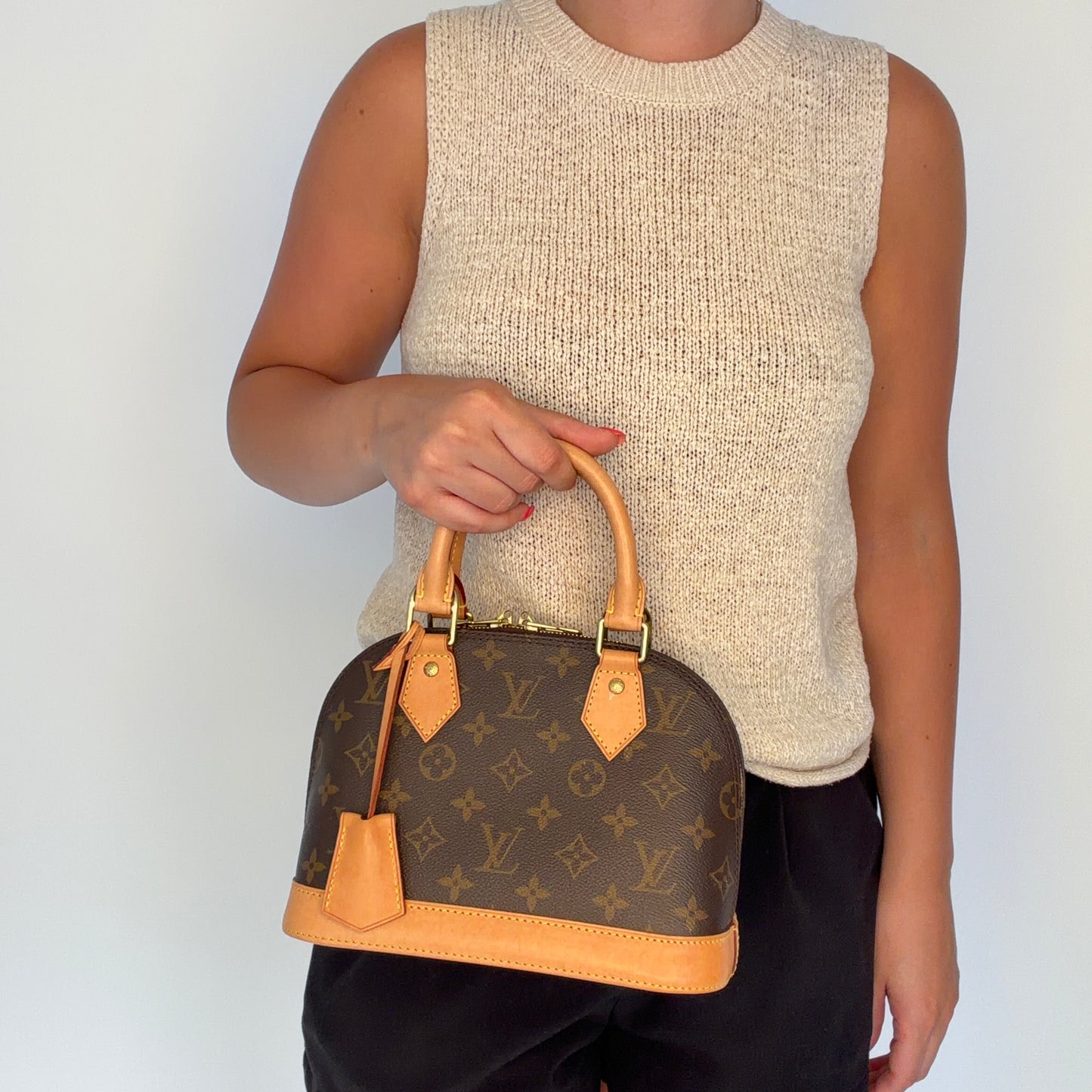 Louis Vuitton Alma BB Classic Monogram (NFID)
