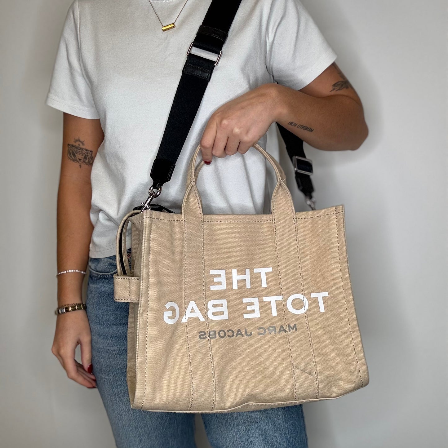 Marc Jacobs The Tote Bag Medium With Strap Sand