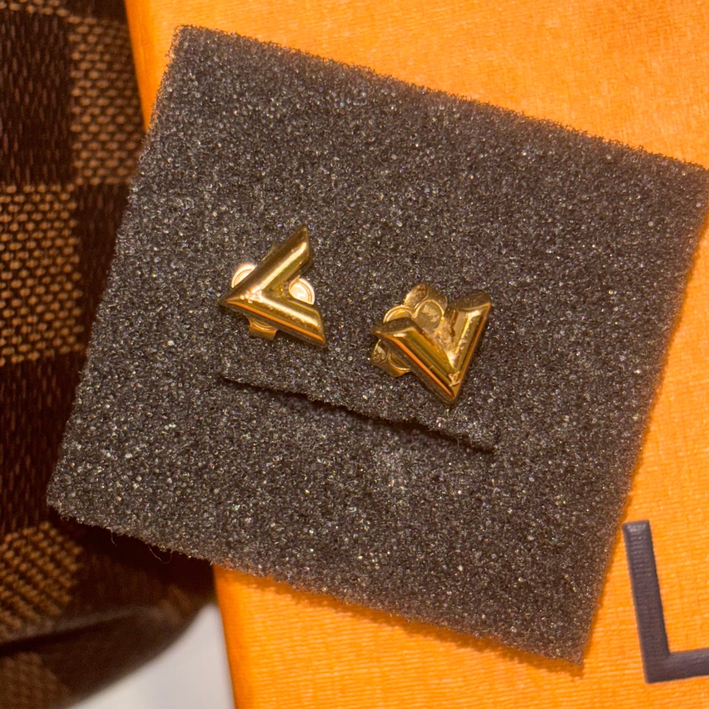 Louis Vuitton Essential V Stud Earrings Goldtone