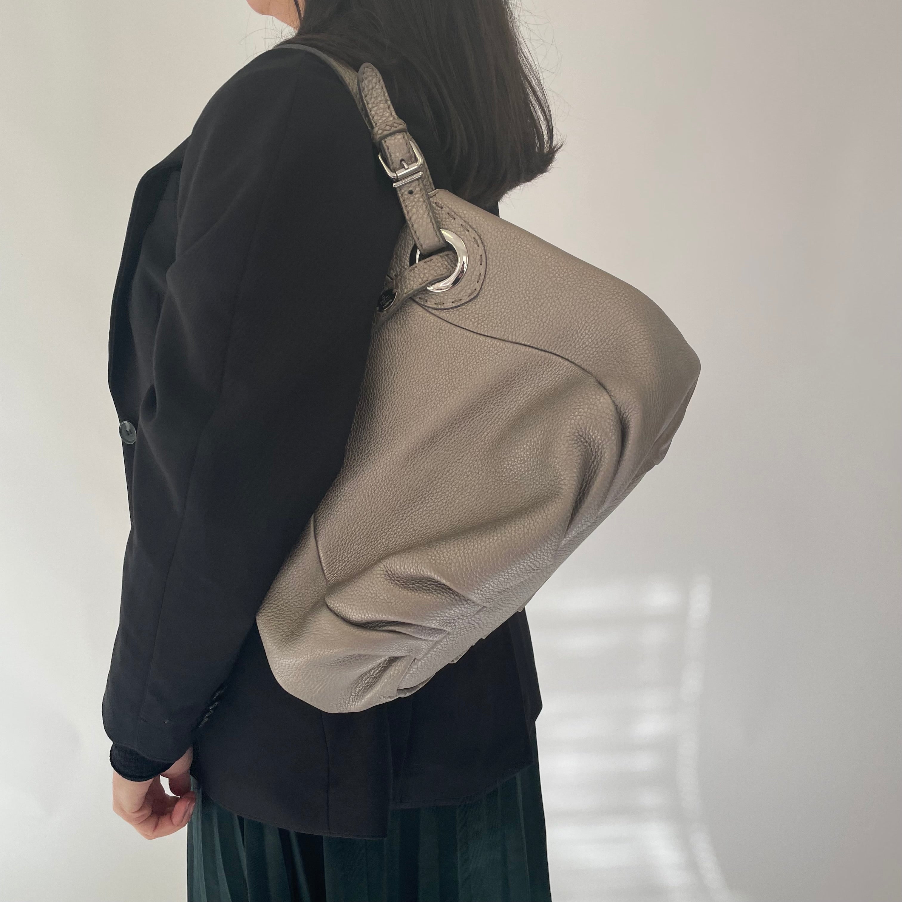 Fendi selleria shoulder bag outlet