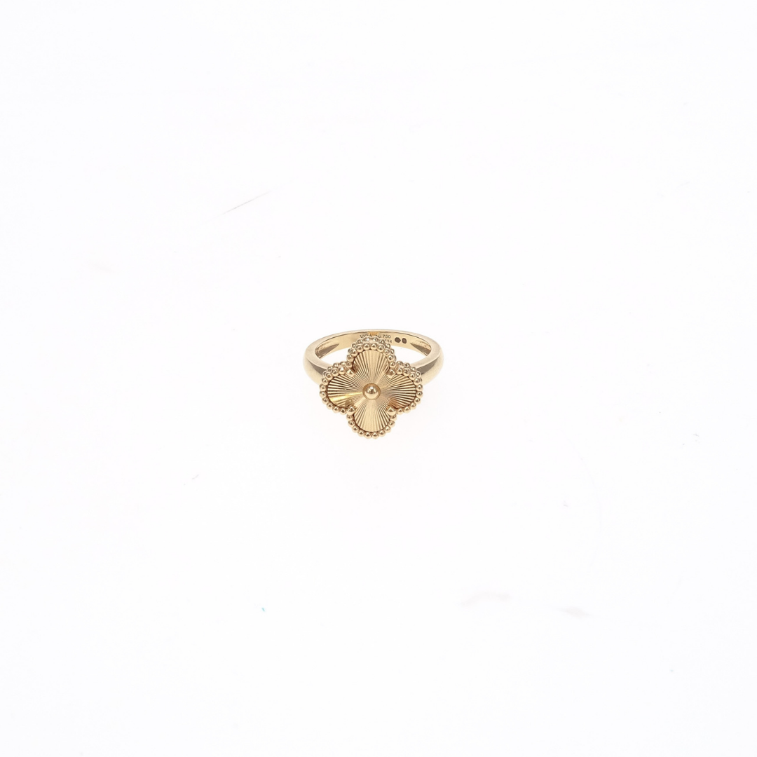 Van Cleef & Arpels Vintage Alahambra Ring 18k Gold Size 56