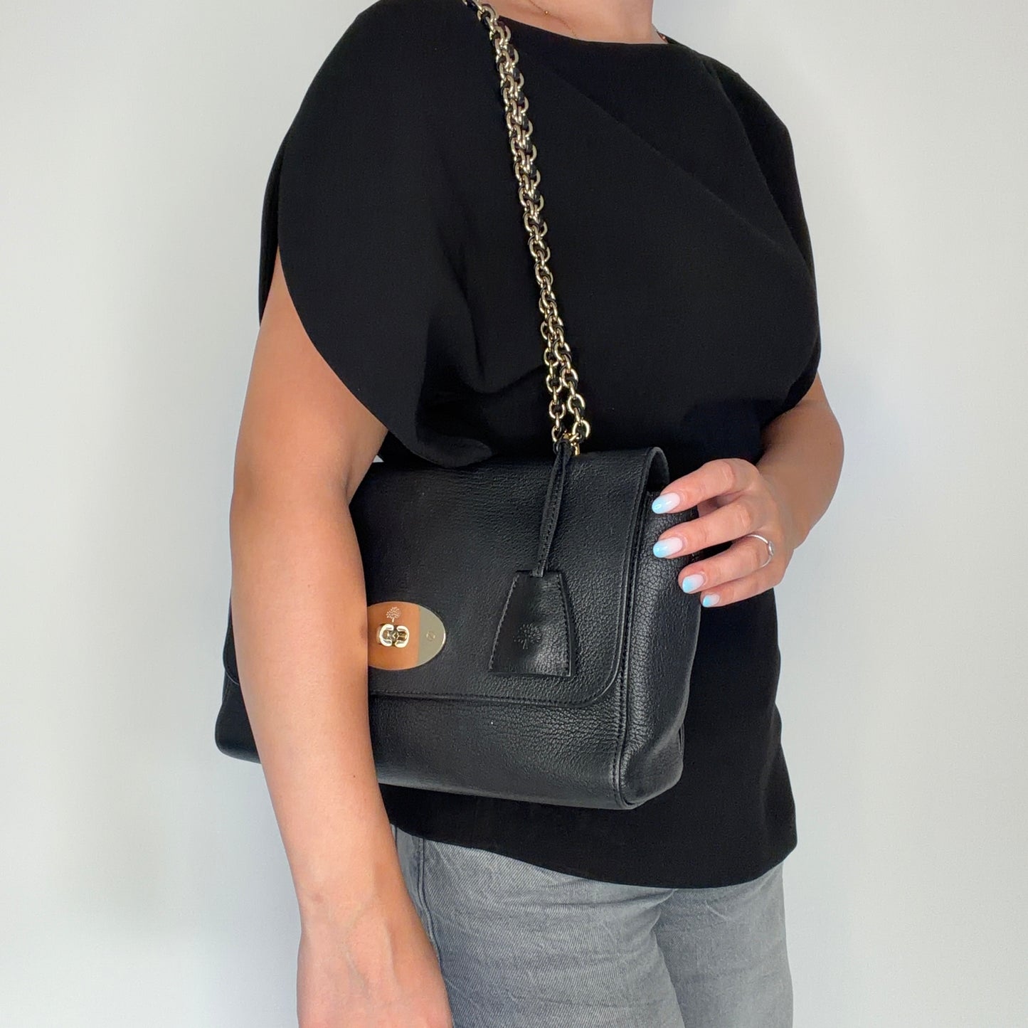 Mulberry Lily Medium Black GHW