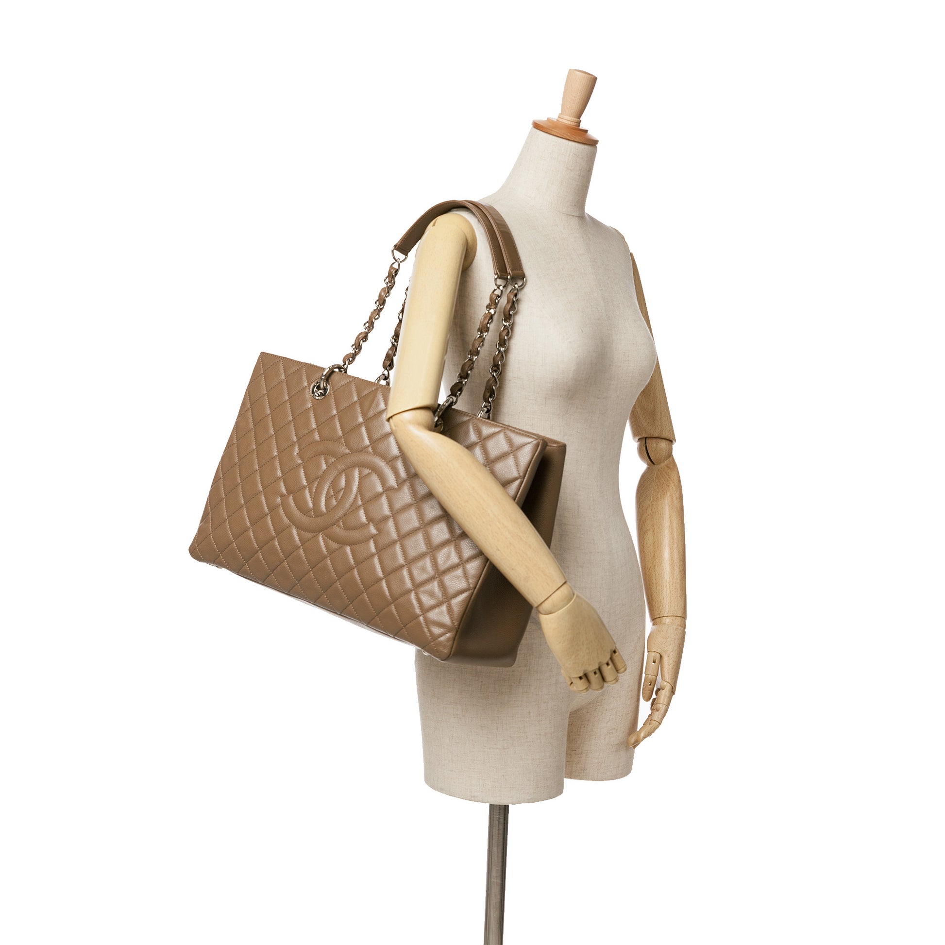 Caviar Grand Shopping Tote XL Image# 10