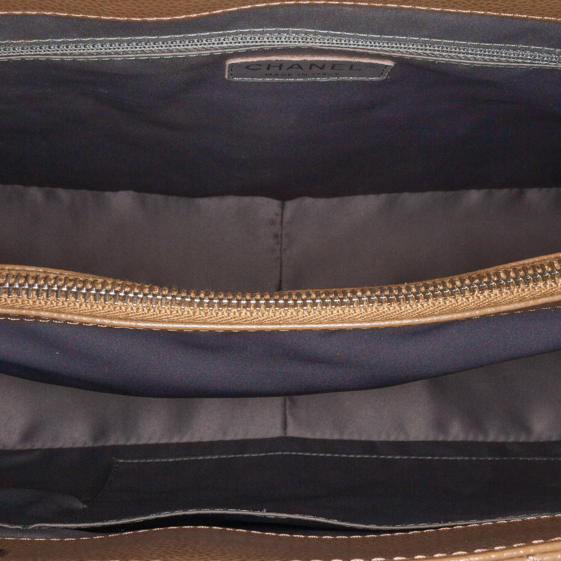 Caviar Grand Shopping Tote XL Image# 5