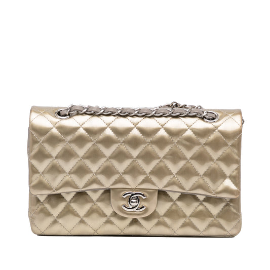 Medium Classic Patent Double Flap Image #1