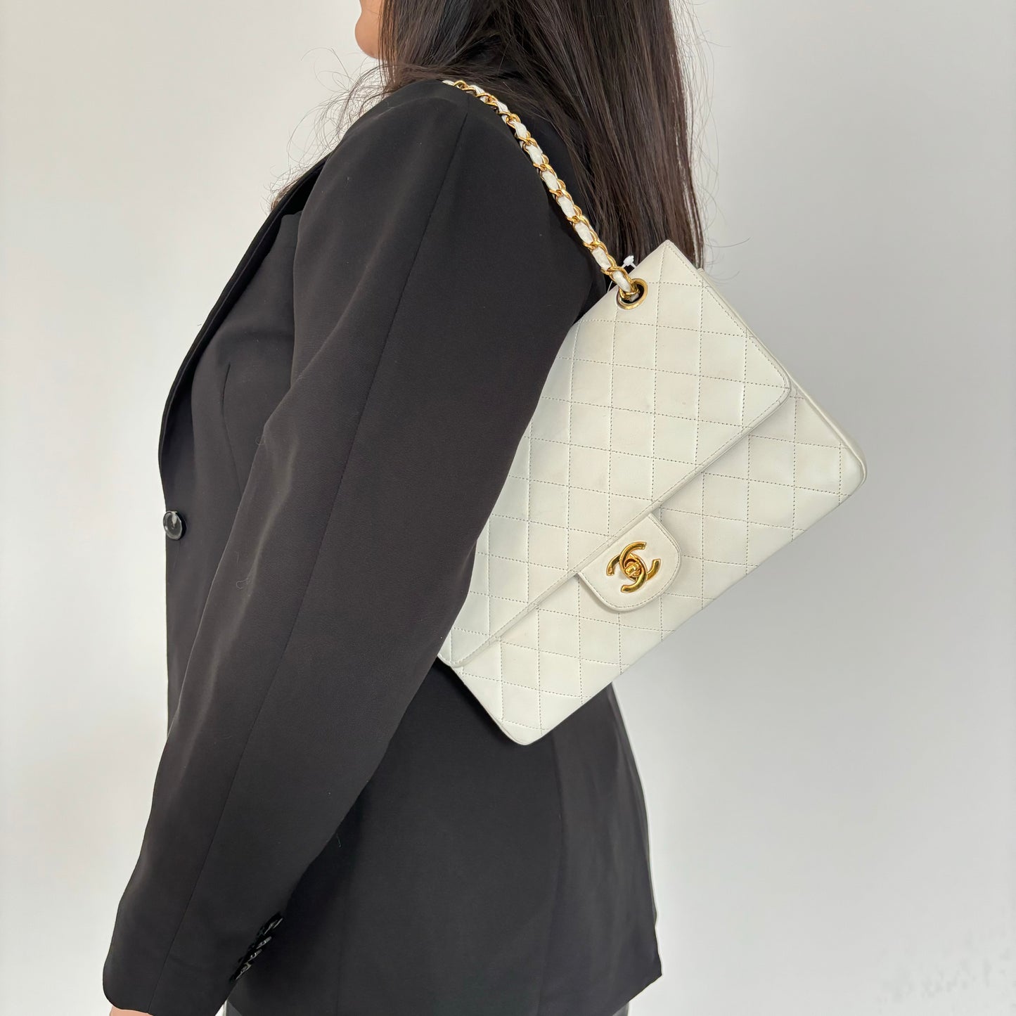 Chanel Classic Vintage Flap White Lambskin 1986 1st Series Med